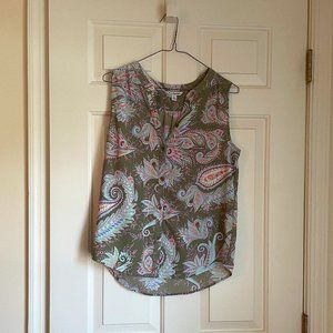 Paisley button-down sleeveless blouse